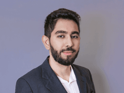 Foto do fundador Iuri Cernov